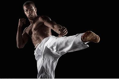 《赛博朋克2077》超速光追上线 最低RTX 4070Ti